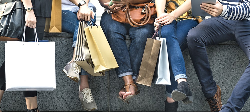 163.5 million people expected to shop over Thanksgiving 1 Thanksgiving shopping